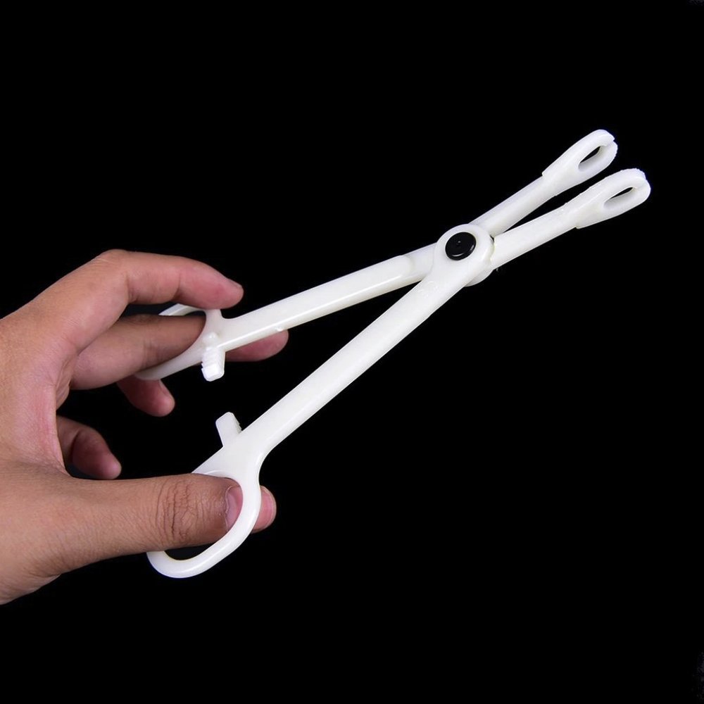 Pliers ~ Professional ~ Plastic ~ Body Piercing ~ Round ~ Open ~ Clamp